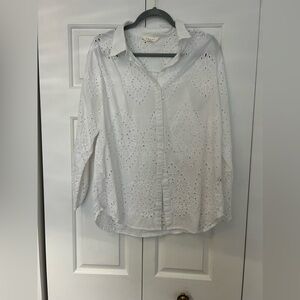 Eyelet Button Down